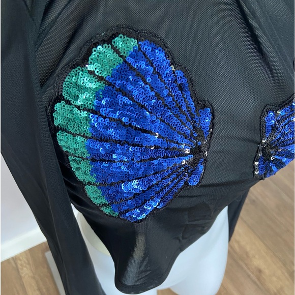 Long sleeve black mesh sweater 🧜🏼‍♀️ - Picture 4 of 5